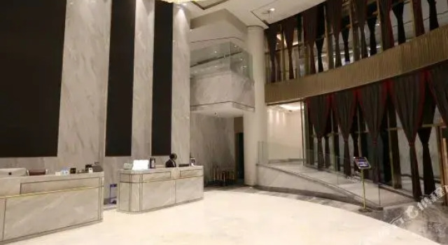 Jiuji Chain Hotel (Wenzhou Shuangyu Huanglong Branch)