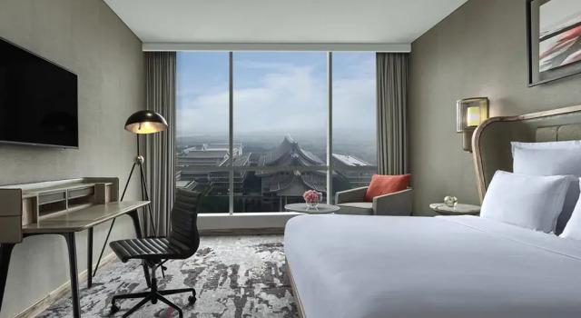 Номер Grand Swissôtel Jakarta PIK Avenue