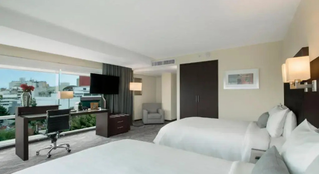 Четырёхместный номер Lux Hotel Novit