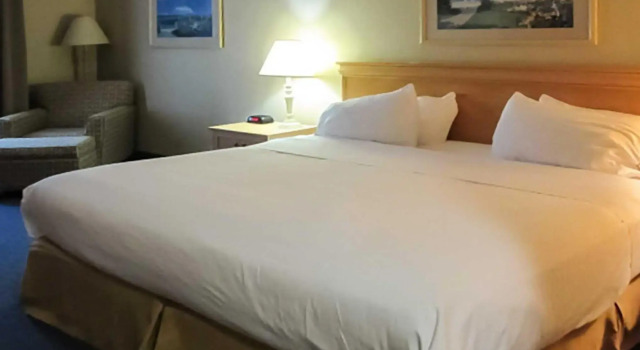 Номер Standard Blue Water Inn & Suites BW Signature Collection