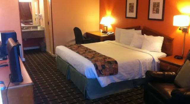 Номер Standard West Bank Inn
