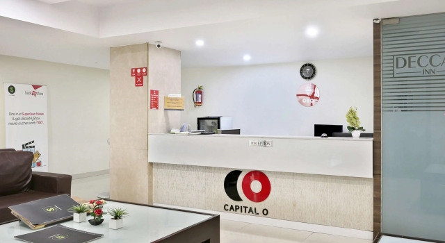 Capital O 9003 Halcyon Deccan Inn, Rezerwuj Hotel Hyderabad 