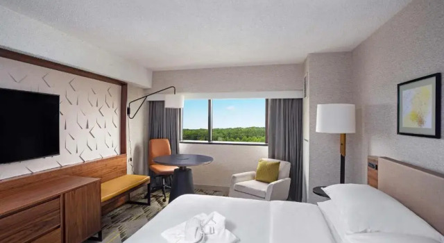 Двухместный люкс Club Level Sheraton Edison