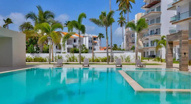 Апартаменты Brand New unit with Beach access & Pool - N C401