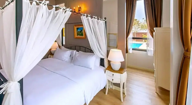 Люкс с видом на бассейн The Farm House Hotel Ranong