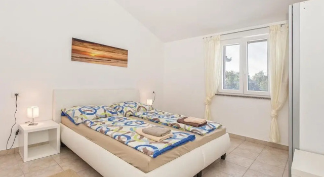 Amazing Home in Koromacno With Wifi and 2 Bedrooms