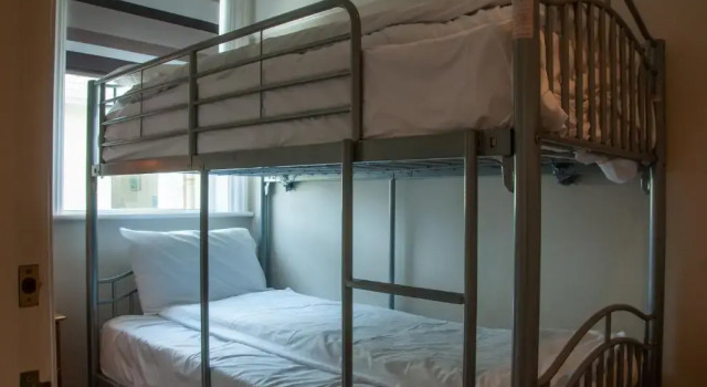 Четырёхместный номер Standard Porth Avallen Hotel