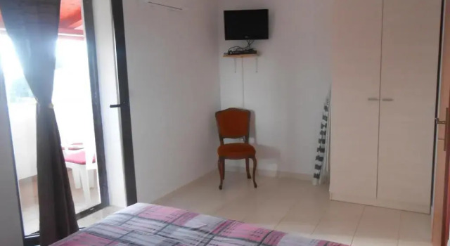 Апартаменты c 1 комнатой Apartman Snježana