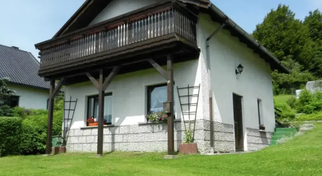 Коттедж Family-Friendly Forest Home