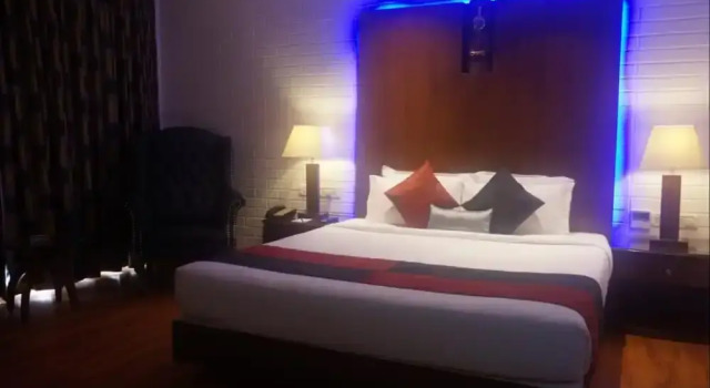 Номер Executive SFO Hotel and Suites