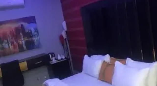 Manuex Place Hotel, Buchen Sie Hotel Warri Delta