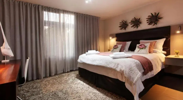 Семейная студия Absolute Farenden Apartments
