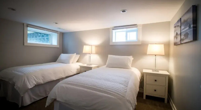 Fall Line Guesthouse, Забронировать Гостевой дом Гостевые дома Ревелсток, Гостевой дом