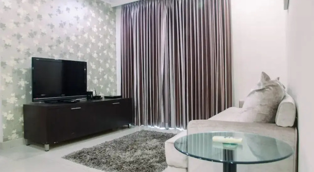 Spacious 2BR Hampton's Park Apartment with Study Room