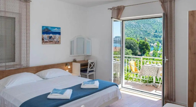 Студия Apartments Njiric