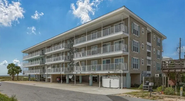 Surfside 8