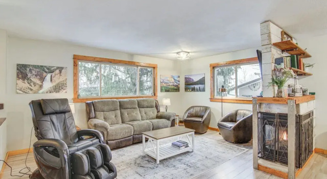 11 Mi to Bozeman: Family Home w/ Movie Room!, Buchen Sie Ferienhaus Belgrad Bridger Bowl