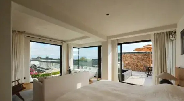 Люкс с видом на море Anxun · Holiday Villa Resort Guesthouse (Dali Ancient City Branch)