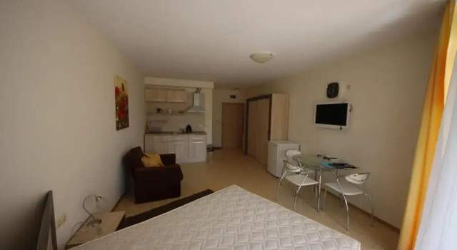 Студия с балконом и с видом на море Menada Grand Resort Apartments