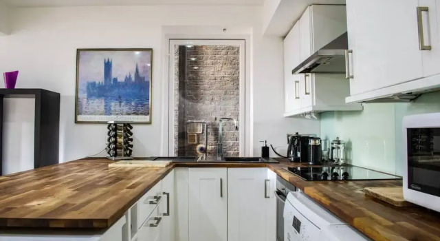 Bright & Cosy 2 Bed Apartment in Notting Hill