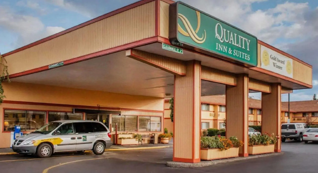 Кровать в общем номере Quality Inn & Suites Medford Airport