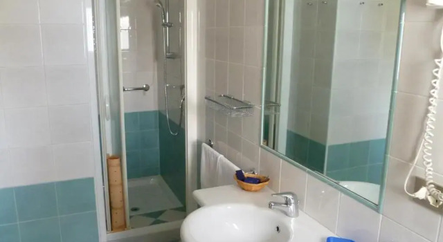Трёхместный номер Standard с балконом Hotel Miramare