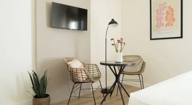 Studio LAN Suites