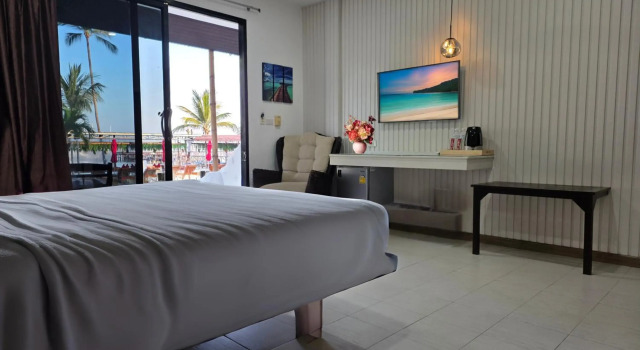 Samui Pier Beach Front Resort