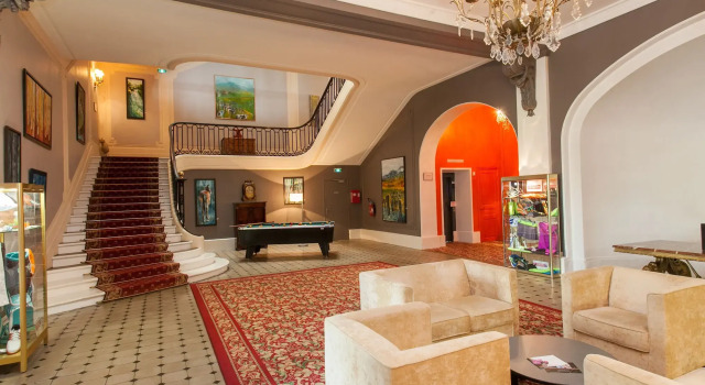 Hôtel Cosmos, Reservar Resort Contrexeville 
