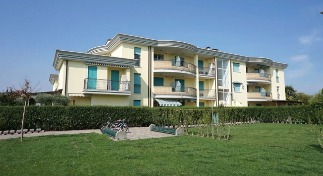 Beautiful Apartment a few Steps From the sea by Beahost Rentals, Забронировать Апартаменты/квартира Каорле Линьяно-Ривьера