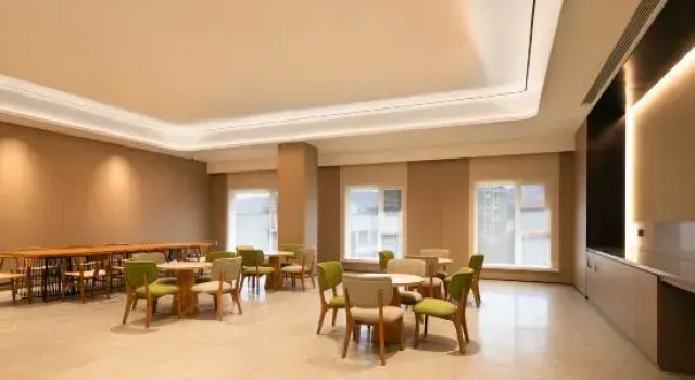 JI Hotel Chongqing Siyuan Subway Station, Prenota Hotel Hotel a Chongqing Area con parcheggio, Parcheggio
