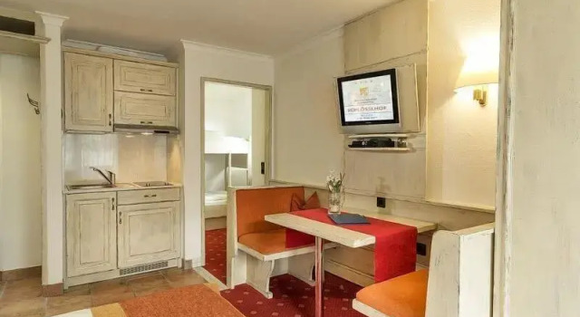 Двухместный семейный номер Standard с балконом MONDI Hotel Axams