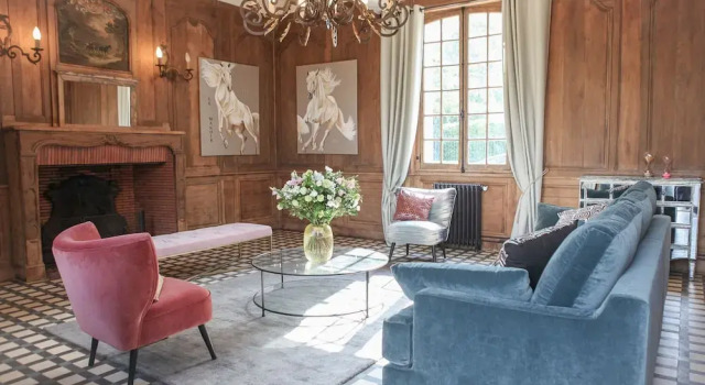 Le Manoir des Chevaux Dorés, Varaa Hotelli  