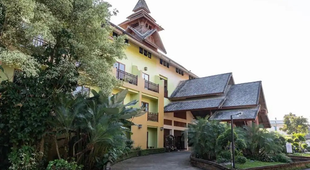 Номер Superior с балконом Phowadol Resort