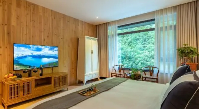 Семейный люкс с видом на горы Banmutang Hostel South Gate of Huangshan Scenic Area