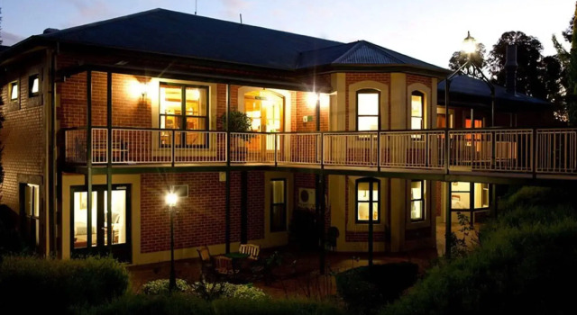 Clare Country Club, Забронировать Отель Клэр Clare Valley