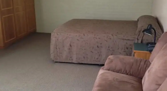 Семейный номер Standard Francis Phillip Motor Inn and The Lodge