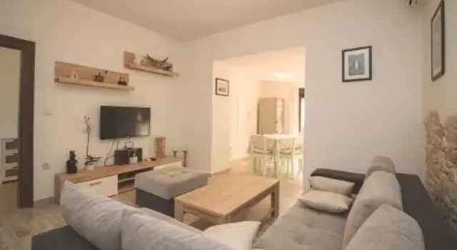 Holiday house Arena, Забронировать Отель Отели Пула 4 звезды, рядом с Pula Twin Gates, 4*
