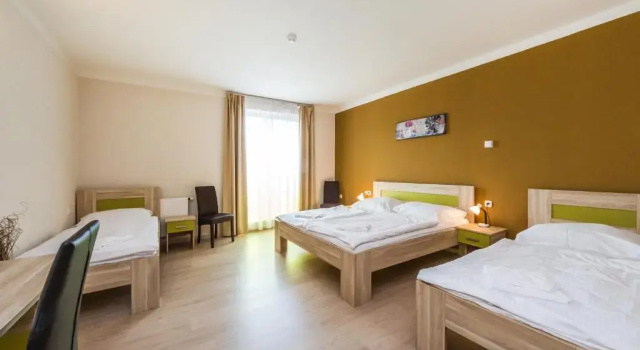 Четырёхместный номер Standard Nad Královnou Hotel & Restaurant