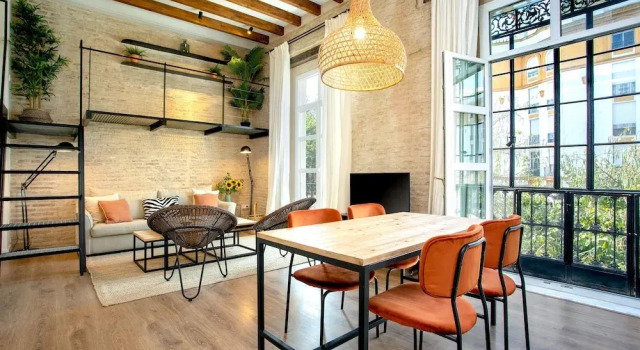 Апартаменты Cozy Apartment in the Center Almirante Lobo I