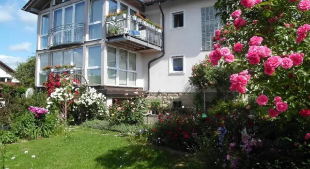 Ferienwohnung "Gaby", Забронировать Отель Фрайунг Bavarian Forest, рядом с Solla Ski Lift