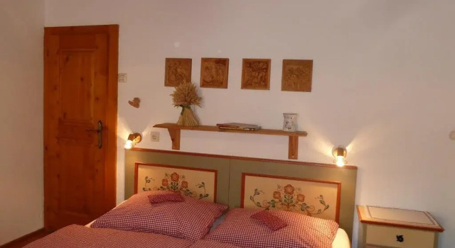Bauernhof im Wiesengrund, Rezerwuj Hotel Hotele w Karyntia z parkingiem, Parking