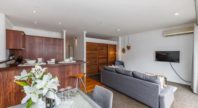 Апартаменты Premium 1BR Apartment at Princes Wharf