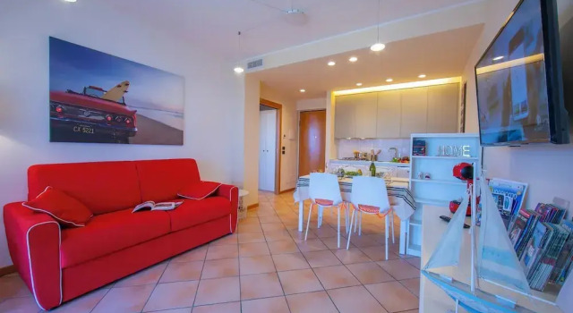 Семейные апартаменты с балконом Appartamento Vista Lago