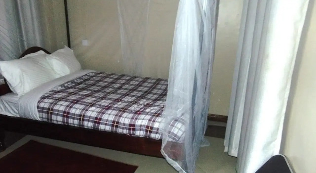 Rest-Inn Lodge