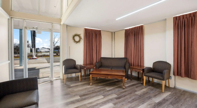 Rodeway Inn, Buchen Sie Hotel Adel Georgia