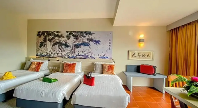 Трёхместный номер Sino House Phuket Hotel - SHA Plus