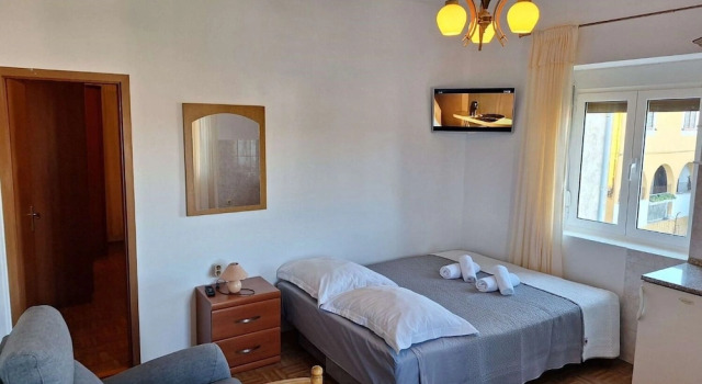 Apartment Zvone, Забронировать Апартаменты/квартира Вели Рат Dugi Otok