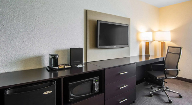 Двухместный номер Standard Sleep Inn Regina East