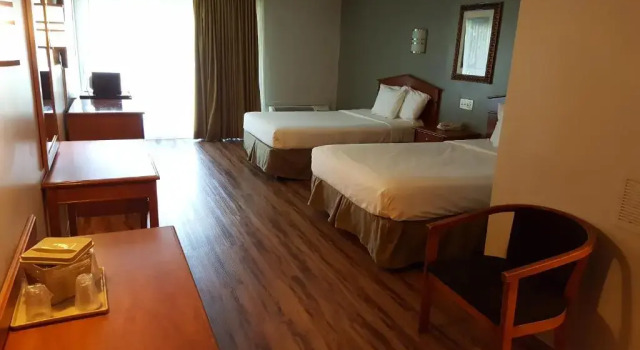 Четырёхместный номер Standard Crystal Inn - Neptune